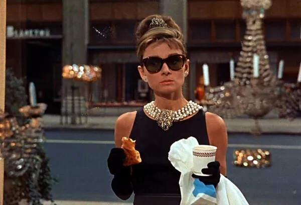 Occhiali da sole... anche gran moda Occhiali da sole... anche gran moda