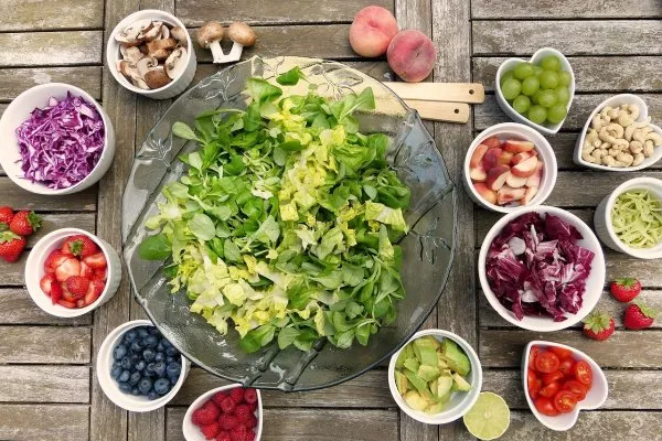 Dieta chetogenica: davvero può aiutare a perdere peso e a sentirsi più energici? Dieta chetogenica: davvero può aiutare a perdere peso e a sentirsi più energici?