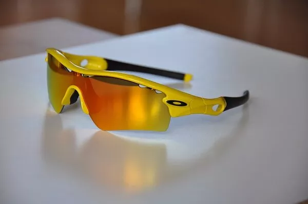 La storia degli occhiali Oakley La storia degli occhiali Oakley