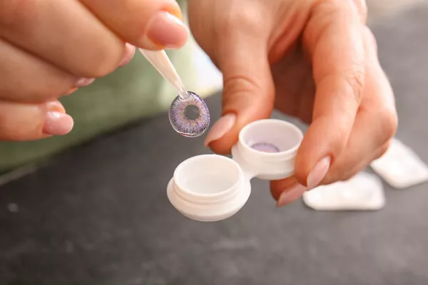 Lenti a contatto_come cambiare il colore dell'iride Lenti a contatto_come cambiare il colore dell'iride