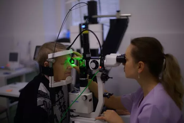 E' ora di fare una visita oculistica E' ora di fare una visita oculistica